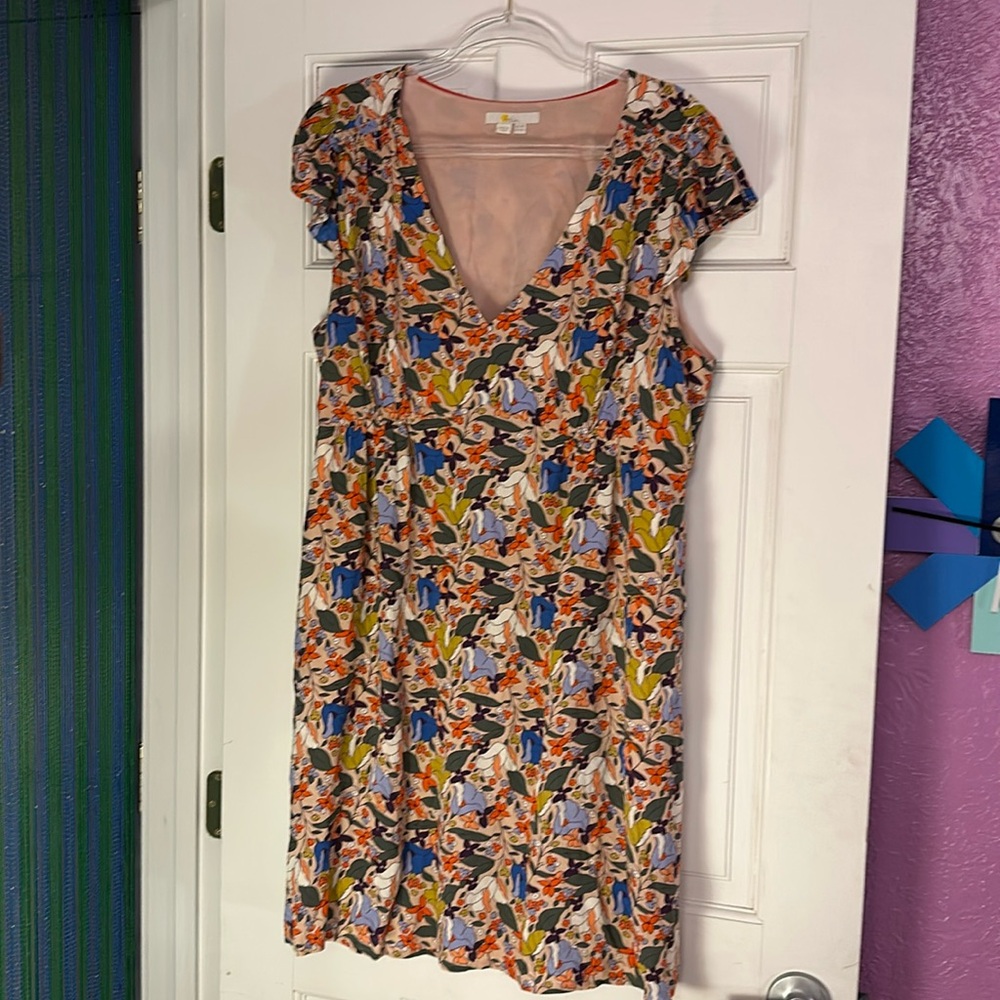 Biden size 14L dress